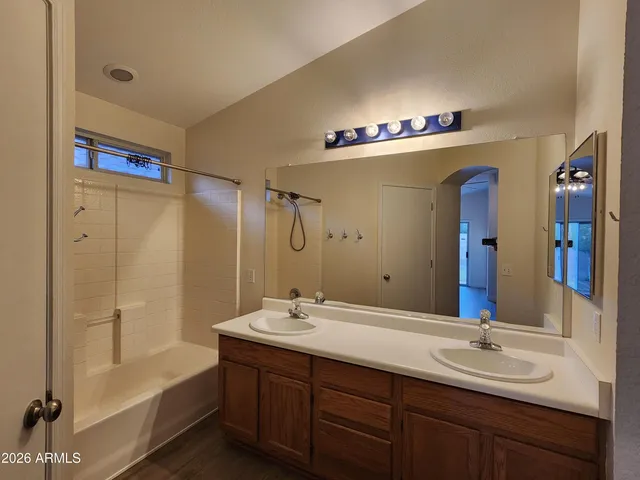 $2,050 | 4825 West Piute Avenue, Glendale, AZ 85308