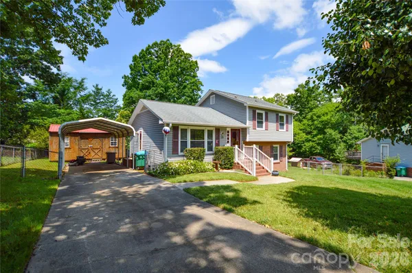 $499,000 | 518 Vinecrest Drive, Matthews, NC 28105