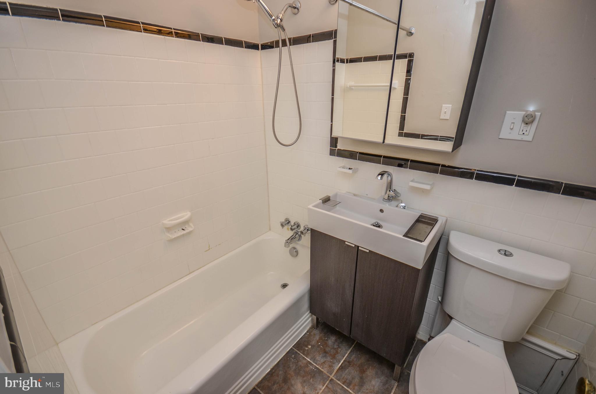 4840 MacArthur Boulevard Northwest, Unit 404 Washington, DC 20007 - Photo 14 of 19