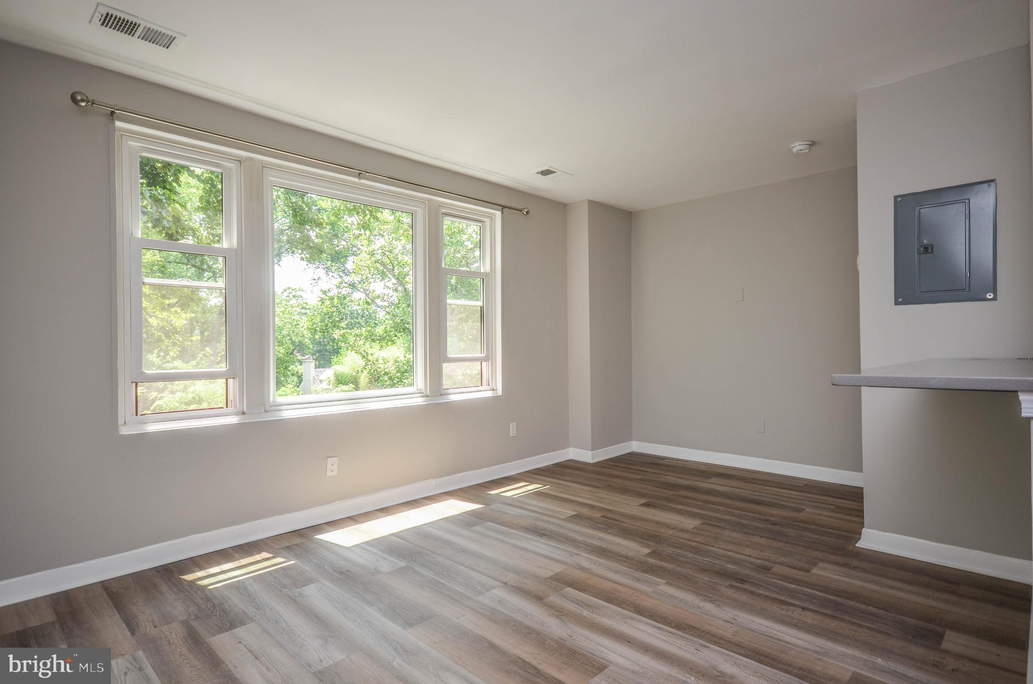 4840 MacArthur Boulevard Northwest, Unit 404 Washington, DC 20007 - Photo 2 of 19