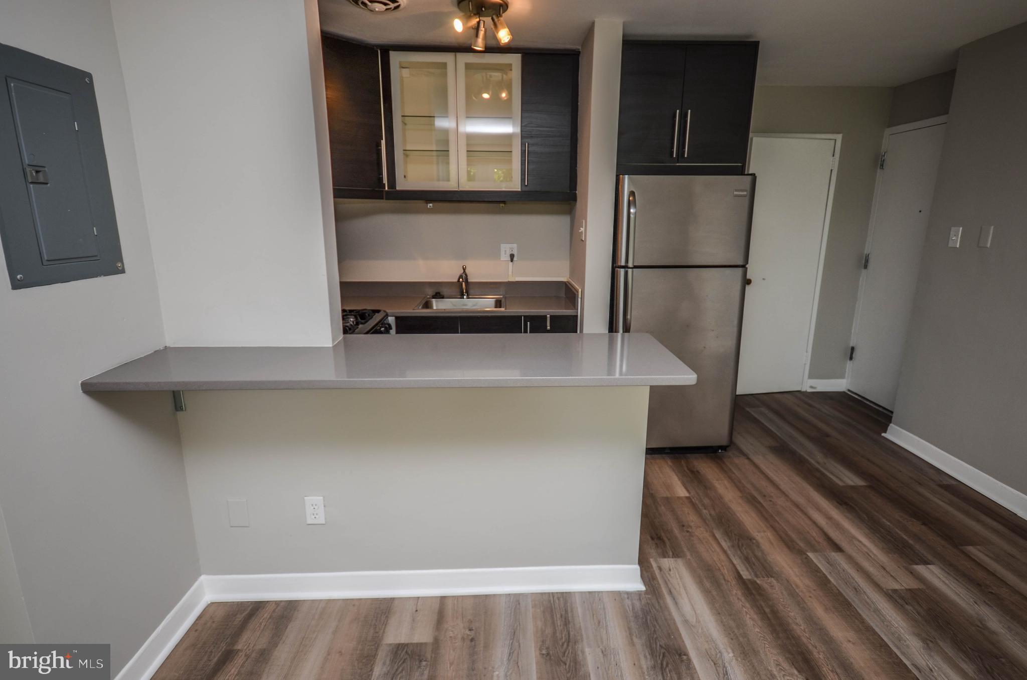 4840 MacArthur Boulevard Northwest, Unit 404 Washington, DC 20007 - Photo 6 of 19