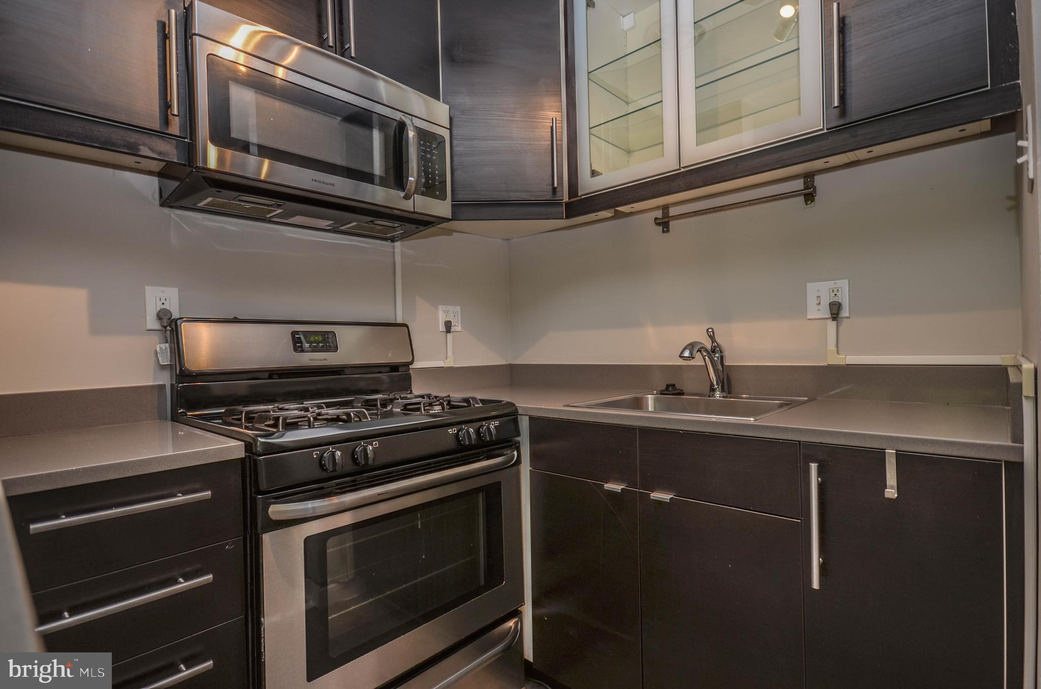 4840 MacArthur Boulevard Northwest, Unit 404 Washington, DC 20007 - Photo 8 of 19