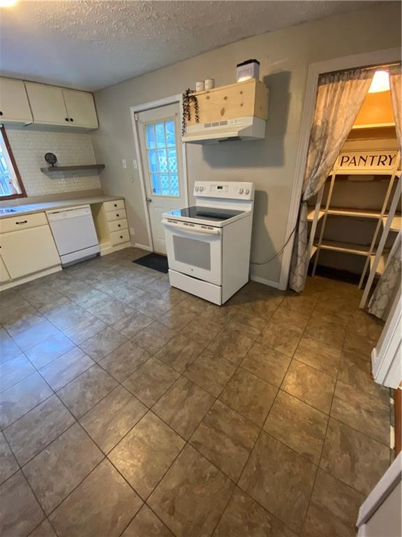 9 Dixie Drive Anderson, IN 46016 - Photo 8 of 32