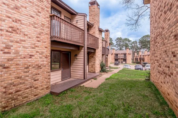$1,250 | 2521 Crosstimbers Street, Unit D1, Huntsville, TX 77320