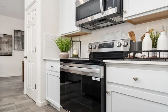 $399,990 | 6536 East Blushing Drive, Fresno, CA 93727