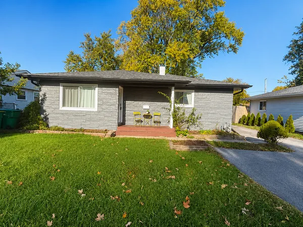 $3,200 | 362 Marion Court, Wheeling, IL 60090