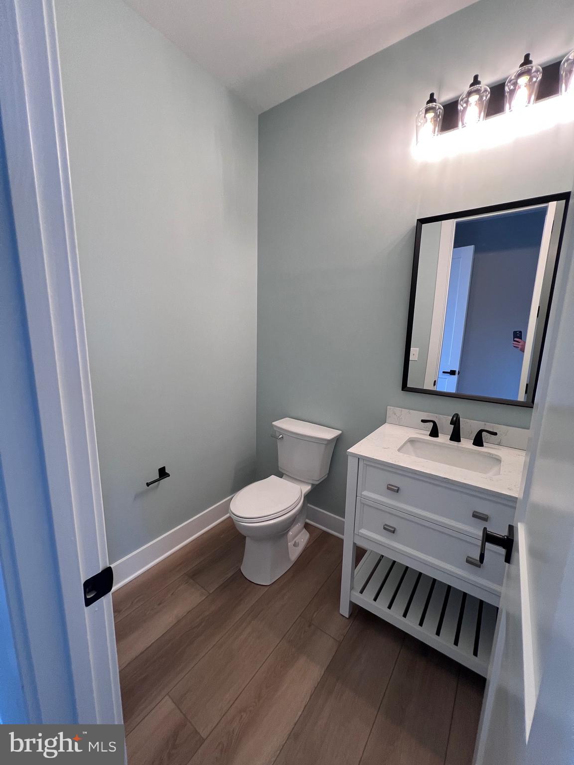 8823 Chesapeake Avenue Sparrows Point, MD 21219 - Photo 11 of 92