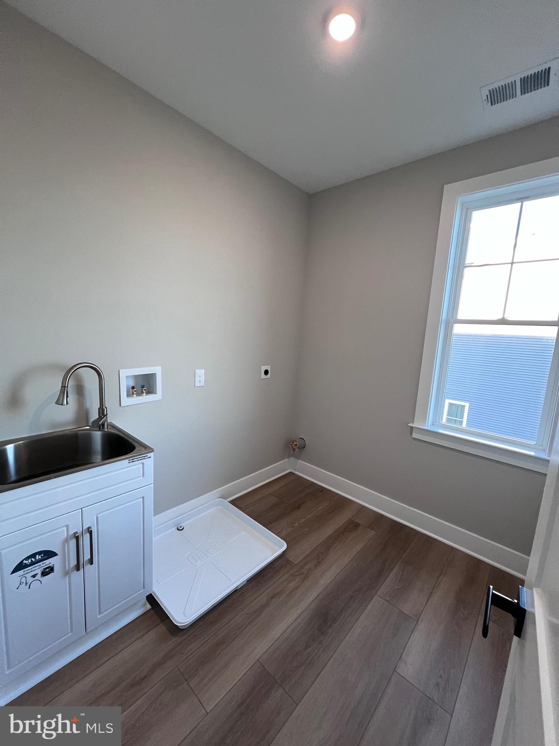 8823 Chesapeake Avenue Sparrows Point, MD 21219 - Photo 25 of 92