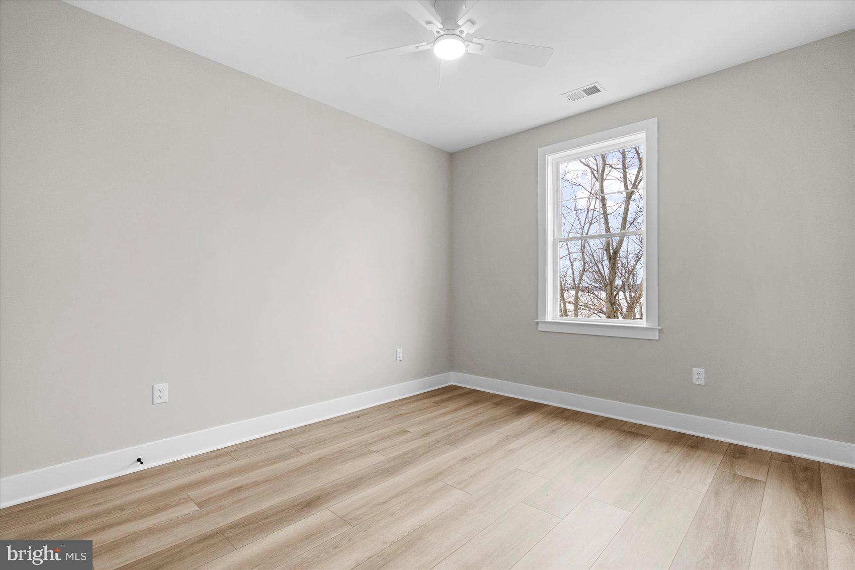 8823 Chesapeake Avenue Sparrows Point, MD 21219 - Photo 55 of 92