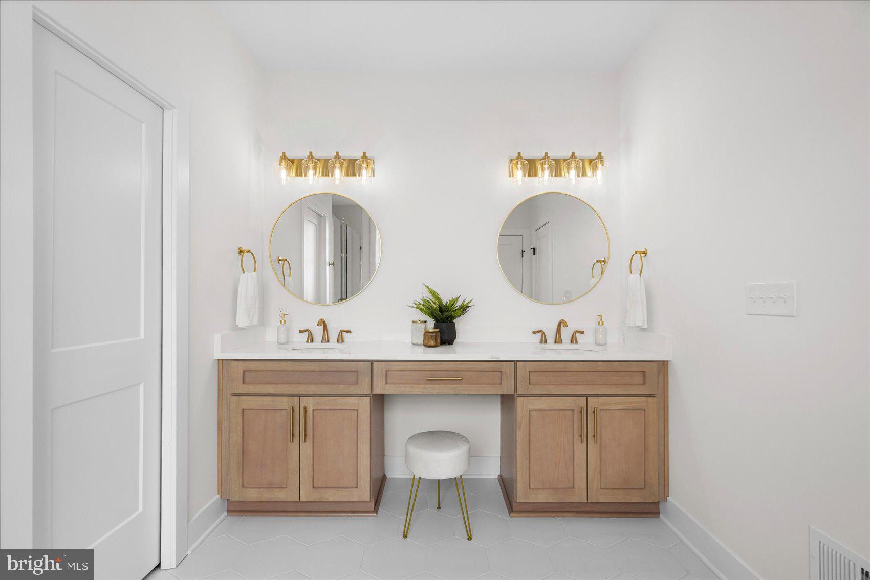 8823 Chesapeake Avenue Sparrows Point, MD 21219 - Photo 68 of 92