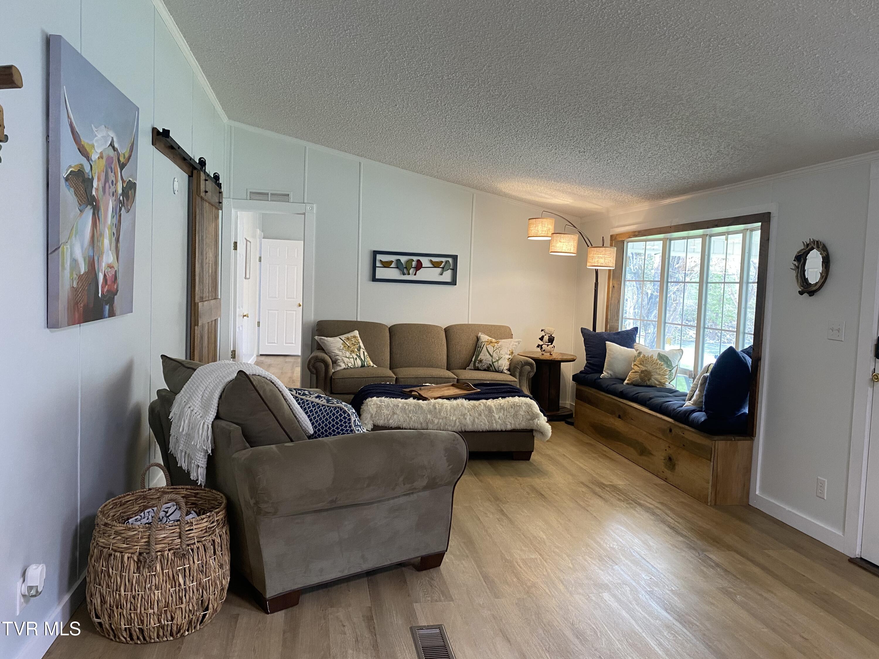 21570 Alvarado Road Abingdon, VA 24211 - Photo 8 of 28 04