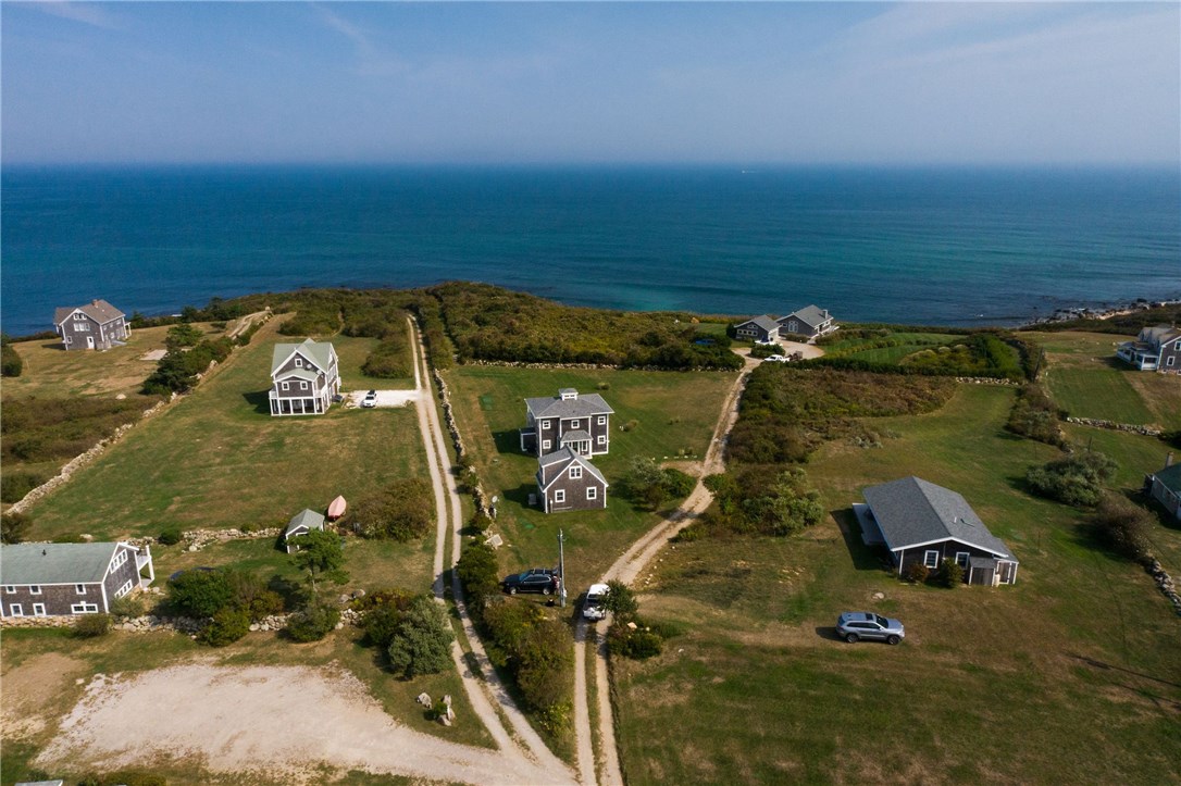 290 Spring Street Block Island, RI 02807 - Photo 4 of 44