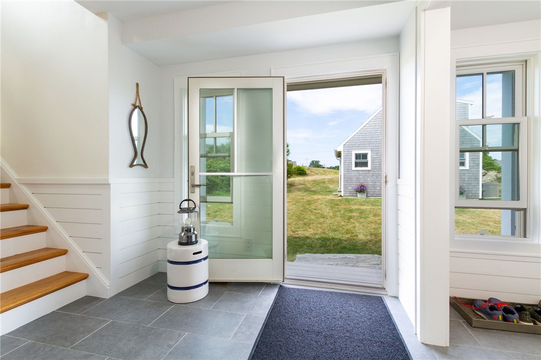 290 Spring Street Block Island, RI 02807 - Photo 8 of 44