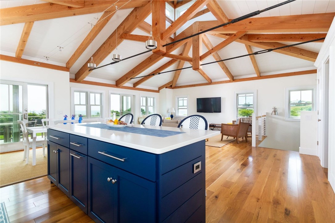 290 Spring Street Block Island, RI 02807 - Photo 10 of 44