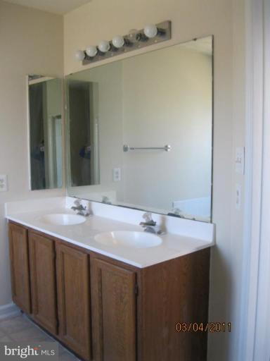 2556 Summers Ridge Drive Odenton, MD 21113 - Photo 9 of 17 Master Bath #2