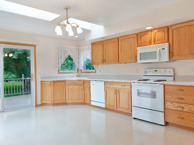 4602 Rainbow Ridge Rockford, IL 61109 - Photo 11 of 25 Gallery Image 11