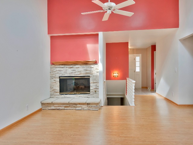 4602 Rainbow Ridge Rockford, IL 61109 - Photo 3 of 25 Gallery Image 3