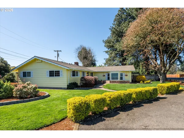 $776,500 | 32120 Coburg Bottom Loop Road, Eugene, OR 97408