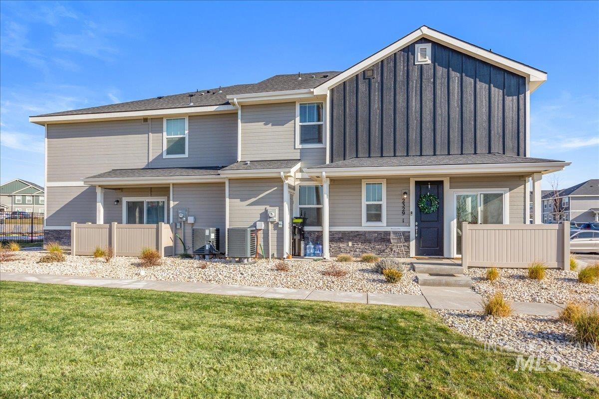 2329 East Spice Loop, Unit 1 Nampa, ID 83687 - Photo 2 of 45