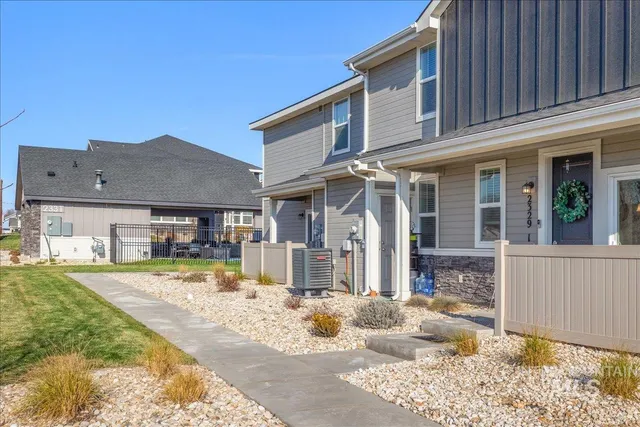 $335,000 | 2329 East Spice Loop, Unit 1, Nampa, ID 83687