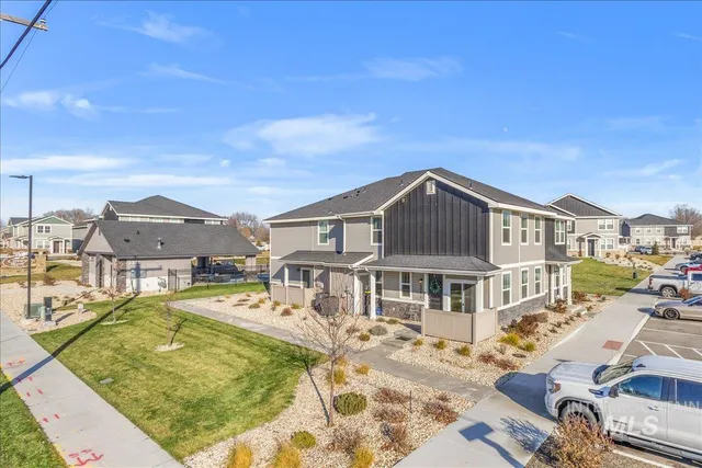 $335,000 | 2329 East Spice Loop, Unit 1, Nampa, ID 83687