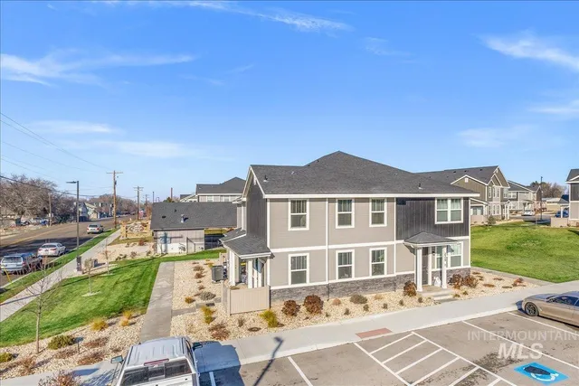 $335,000 | 2329 East Spice Loop, Unit 1, Nampa, ID 83687