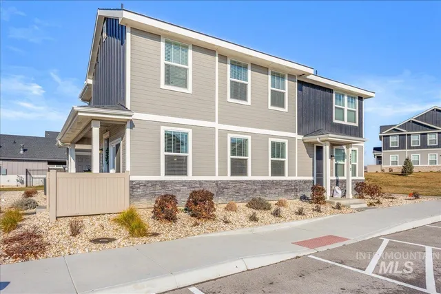 $335,000 | 2329 East Spice Loop, Unit 1, Nampa, ID 83687