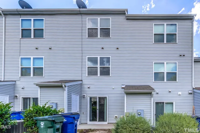 $1,725 | 4014 Tresco Crossing, Raleigh, NC 27616