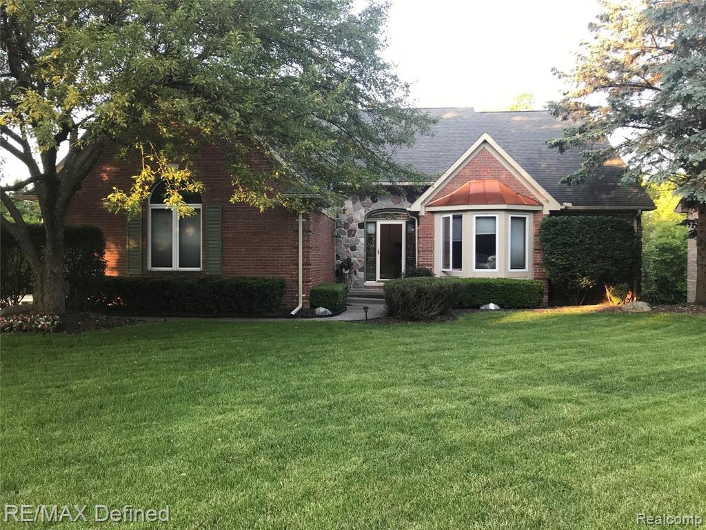 30769 Country Ridge Circle Farmington Hills, MI 48331 - Photo 1 of 32