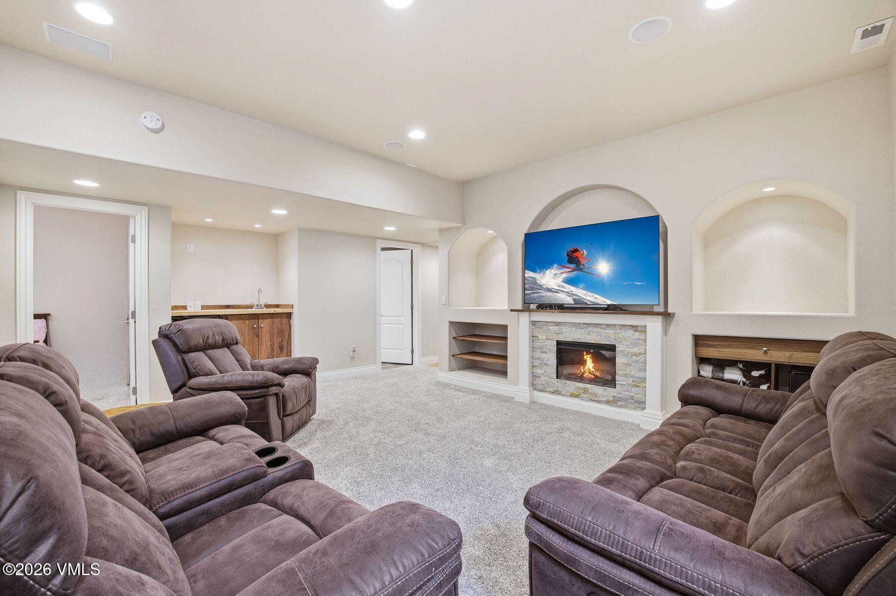 376 Blacksmith Road Eagle, CO 81631 - Photo 22 of 35 376 Blacksmith Living Room
