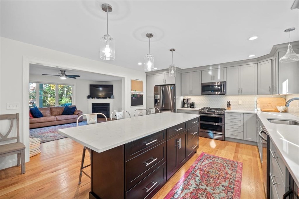 110 Kimball Road Amesbury, MA 01913 - Photo 8 of 30