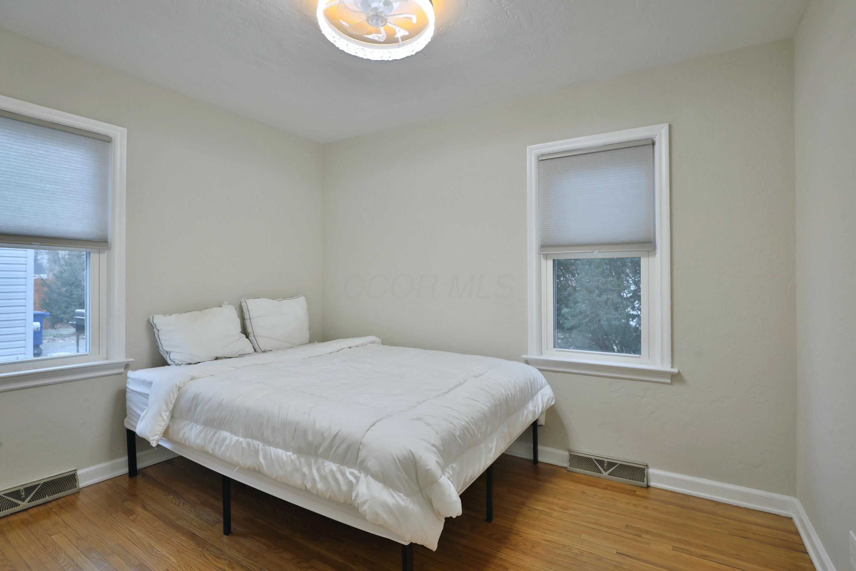124 North Gould Road Columbus, OH 43209 - Photo 23 of 45 126-N-Gould-23
