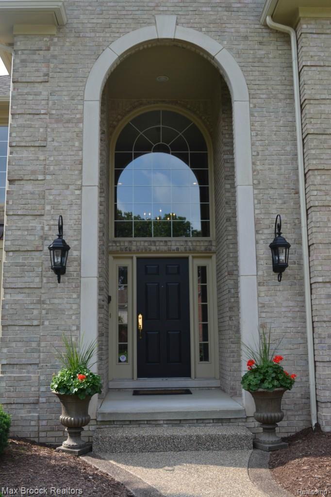 3077 Mapleridge Court Rochester, MI 48309 - Photo 6 of 49 DSC_0197.jpg