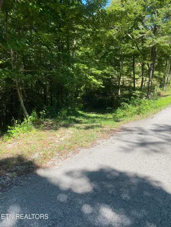 $270,000 | Double Top Road, Jamestown, TN 38556