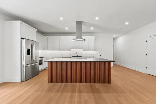 $979,000 | 29 Carriage Hill Lane, South Berwick, ME 03908