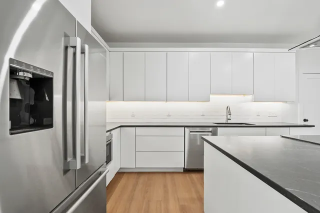 $979,000 | 29 Carriage Hill Lane, South Berwick, ME 03908