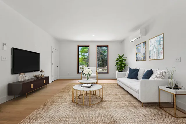 $979,000 | 29 Carriage Hill Lane, South Berwick, ME 03908