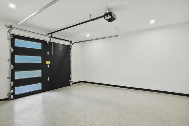 $979,000 | 29 Carriage Hill Lane, South Berwick, ME 03908