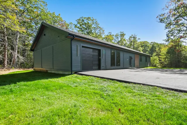 $979,000 | 29 Carriage Hill Lane, South Berwick, ME 03908