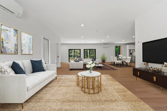 $979,000 | 29 Carriage Hill Lane, South Berwick, ME 03908