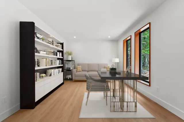 $979,000 | 29 Carriage Hill Lane, South Berwick, ME 03908