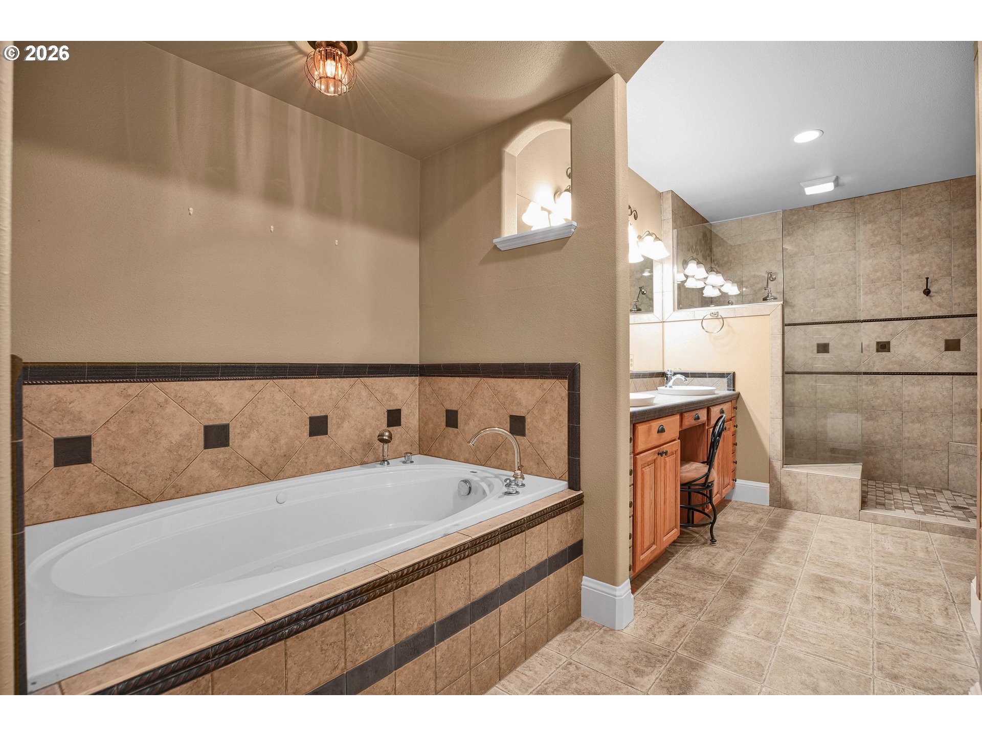 15308 Northeast Bonanza Road Brush Prairie, WA 98606 - Photo 15 of 45 Bathroom, Attached