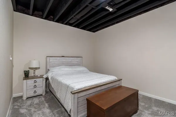 $514,900 | 13940 Industry Road, Lebanon, MO 65536