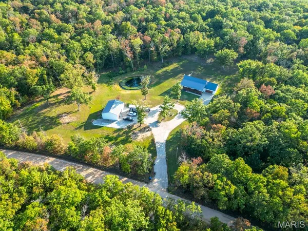 $514,900 | 13940 Industry Road, Lebanon, MO 65536