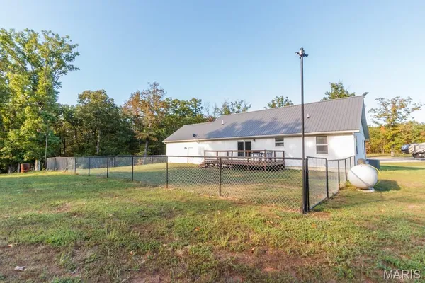 $514,900 | 13940 Industry Road, Lebanon, MO 65536