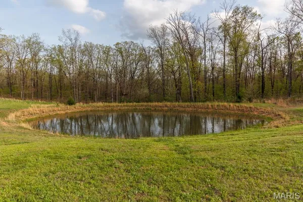 $514,900 | 13940 Industry Road, Lebanon, MO 65536