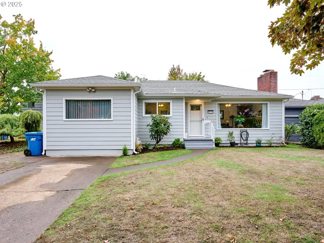 $379,900 | 2075 Laurel Avenue Northeast, Salem, OR 97301