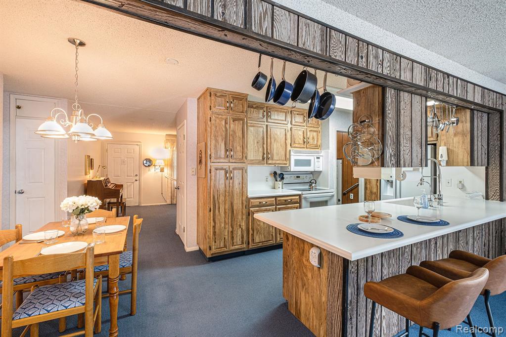 13255 North Horrell Road Fenton, MI 48430 - Photo 8 of 23 Gallery Image 8