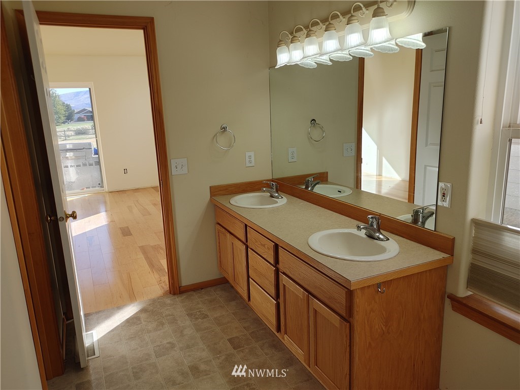 180 Range View Road Ellensburg, WA 98926 - Photo 11 of 27 Gallery Image 11