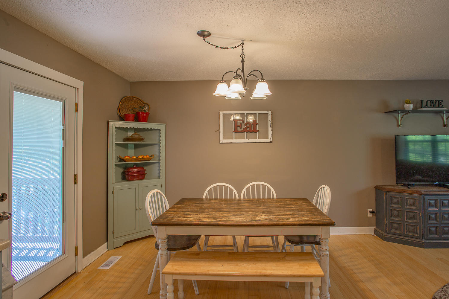 570 East Long Hollow Road Rock Spring, GA 30739 - Photo 8 of 21 570 E Long Hollow HD -36